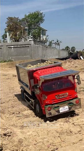 RC Corgi to the Rescue! Watch This Small Dog Tow a HUGE Stuck Off-Road Truck!