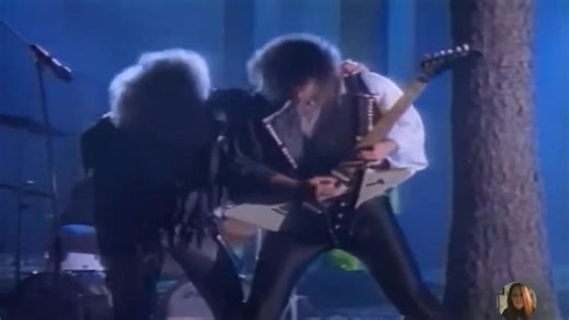 17K views · 490 reactions | Helloween - Halloween, 1987 | Legendy muzyki | Facebook