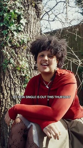 I'll be your friend !! Thursday !! 6pm !! song + mv will be yours x