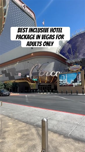 Best Inclusive HOTEL on Fremont Street #vegas #casino #fremontstreet #lasvegas #vegashotels