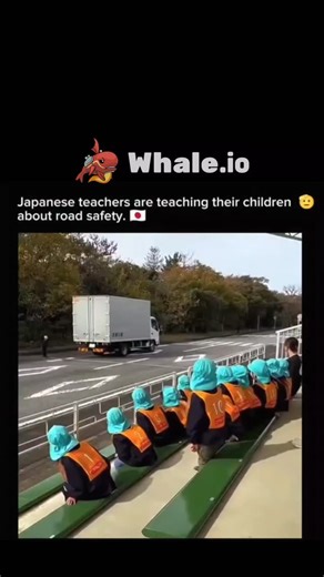 Explains Cosmos on Instagram: "Japanese teachers are taking proactive steps to educate their students about road safety. By incorporating road safety into their curriculum, they are teaching children essential skills to navigate roads safely. From a young age, kids learn about the importance of following traffic rules, using crosswalks, and being aware of their surroundings. The approach to road safety education in Japan is comprehensive and engaging. Teachers use a variety of methods, including