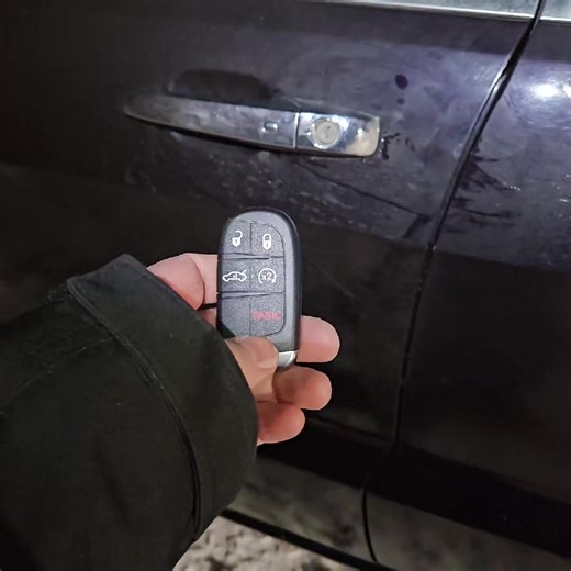 Dead Cherokee fob? I'm on it! Pat's Canfix Auto is the Annapolis Valley's Automotive Locksmith! Call 902-765-3939 or message my Pats Canfix Facebook page today. NASTF vetted with mobile service througout the Annapolis Valley and slightly beyond! We come to you. Don't despair and have a #spare #carkeyspecialist #automotivelocksmith #jeep #AnnapolisValley