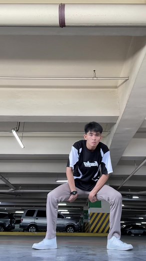 Solid nito grabe, sorry sa facials HAHAHA KAGIGIL E!!! (DC:@JhorelZapanta @FemmeMNL ) #fyp #afro #dance NAGAMIT KO RIN #FADC SHIRT KO HAHAHAHA #kej #foryoupage