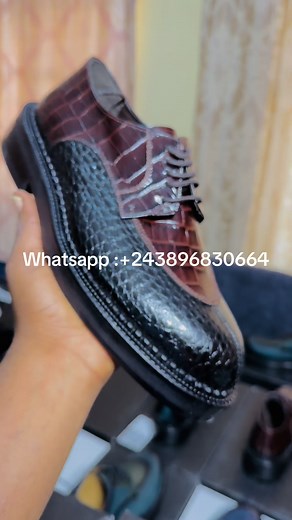 JM Weston Triple Semelle en Crocodile à Prix Compétitif