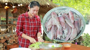 Easy seafood that I've never forget in my homeland | Cooking With Sros