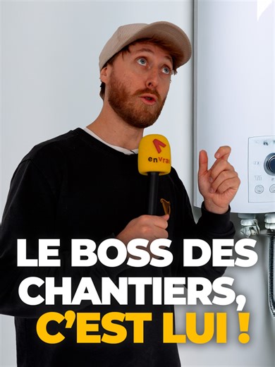 T'as déjà essayé de faire des travaux ? Entre le plombier fantôme, l’électricien qui répond jamais et les devis à 5 chiffres, on dirait un escape game sans sortie 🧩 🎬 Aujourd’hui, on t’emmène dans les coulisses du chantier de Mediaco, sur l’ancien site de la sucrerie Bourdon 🍬 à Clermont-Ferrand. Un projet de 30 000 m² mené par… un maître d’œuvre. Mais c’est quoi exactement ce métier ? ➡️ C’est le chef d’orchestre du BTP. Il coordonne tout : plans, chiffrages, entreprises, délais, imprévus (e