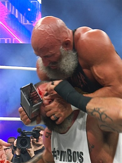 😱 ABSOLUTE CARNAGE FROM BRISCOE AND CIAMPA 😱 | tommaso ciampa