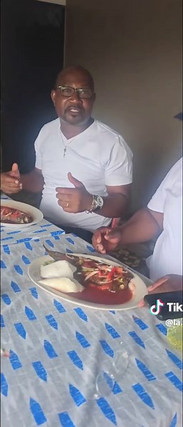 Demain on fait oh😛🥳❤️#labullebarrestaurant #moyo #gabonportgentil🇬🇦 #barrestaurant