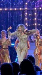 From the tribute to the legend DALIDA at @casinoduliban #mourirsurscene #gigiinparadisco #mirvakadi #dalida #tribute #live #performance #amazingmoments @pipeline.productions @royelkhouri @shanttavitian @joellegala @mary.malkoun | Mirva Kadi