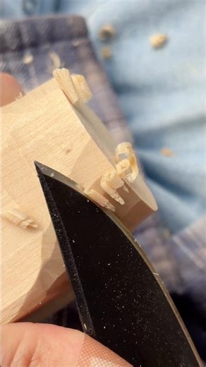 Sunday evening carving with the Coldsteel SRK-C