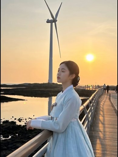 하늘과 바다가 맞닿은 곳, 제주 신창 풍차해안도로 인생샷 영상 명소 ​#제주여행 #제주도가볼만한곳 #신창풍차해안도로 #제주풍차해안도로 #제주드라이브코스