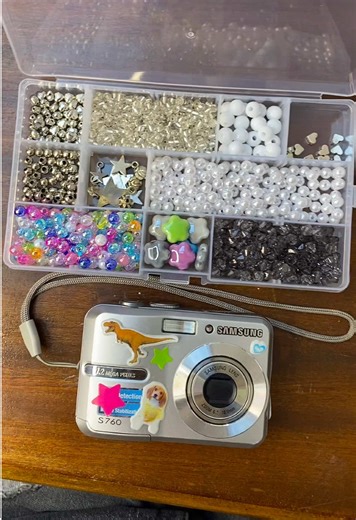 DIY Beads Jewelry and Bonnie and Clyde Costume Ideas