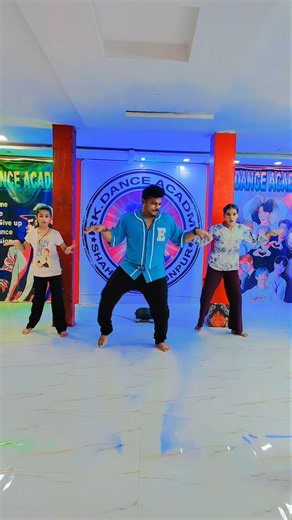 Dance like ☺️🥰 #dance #rending#youtubeshorts #viralvideo #trend #fyp#ytshorts #love #hot #rend