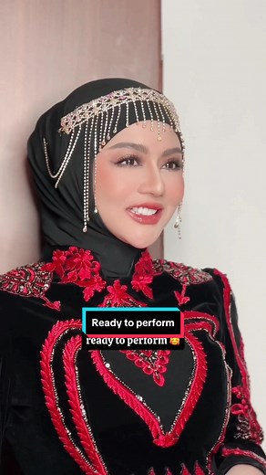 Penampilan Jenita Janet yang Seru dan Menghibur Setelah Berhijab