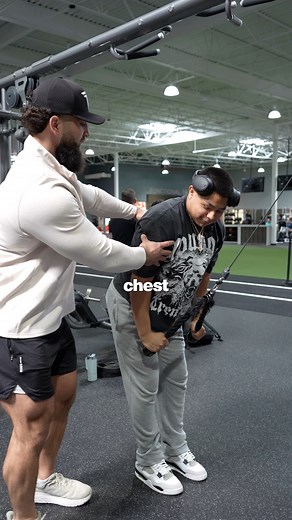 My favorite “back” exercise that’s so simple, yet highly effective — and almost no one does it right! 🔥👀 If your lats aren’t growing, start here. www.bodybywachs.com | Joe Wachs