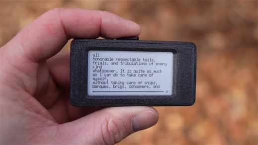 A keyfob-sized e-reader you can 3D print for about $30