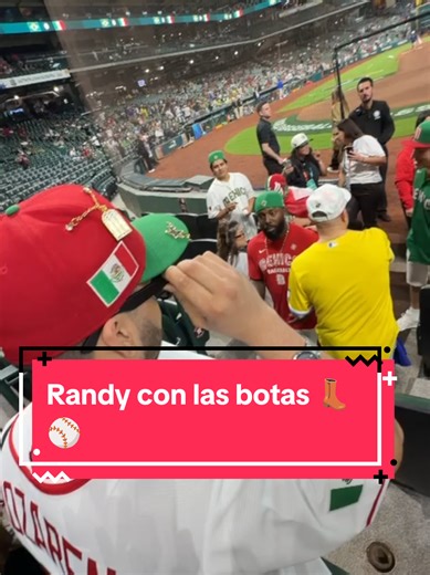 Randy Arozarena ya tiene las botas de la suerte 👢 🇲🇽⚾🔥 #Beisbol #México #ClásicoMundialDeBéisbol #TikTokDeportes