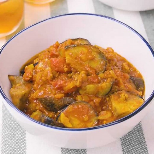 味付けシンプル！ ひき肉となすのトマトカレー煮のレシピ動画・作り方 | デリッシュキッチン