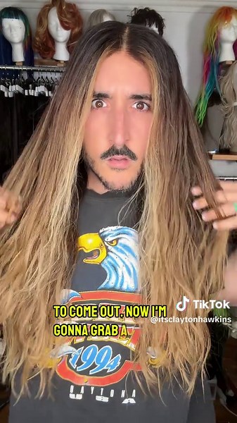 Big Voluminous Curls Hair Tutorial from the 70s and 80s