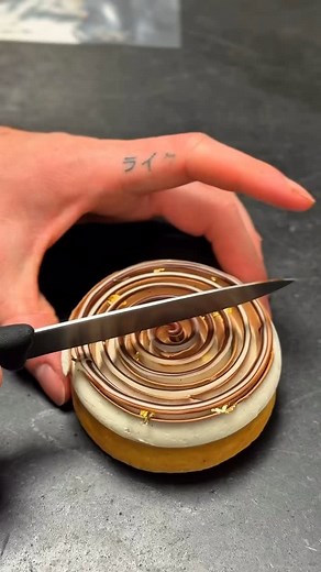 60 reactions | Two-tone tartlet. Pastry skills and techniques. I like...