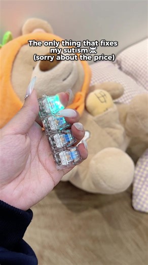 Satisfying Creamy Clicks from a Mini Mechanical Keyboard