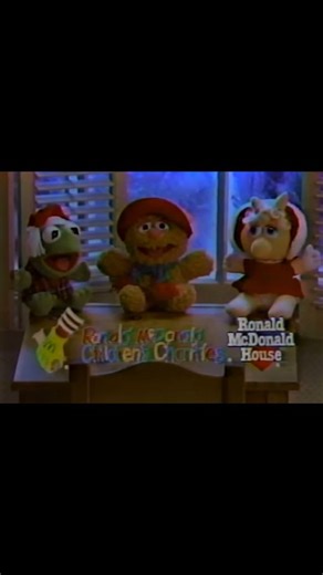 1988! The Holiday Huggable Muppet Babies were just $1.99 at McDonald’s and came with a Happy Meal. | 80s Central