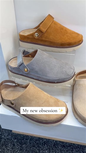 No wonder these slingback strap clogs are in this year! They are super comfy and stylish, and the strap keeps your foot secure. Don’t wait any longer and get yours now! #TrendyShoes #tiktokmademebuyit #tiktokshop #fashion #autumnoutfits