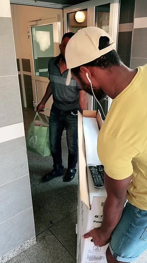 Panasonic TX-600 Delivery in Action