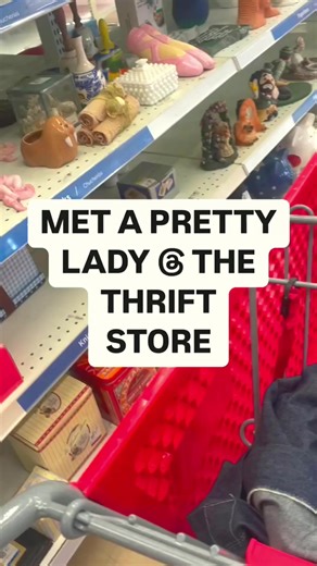 HEY GOOD LOOKIN’ 💜✨ You already know I can’t leave a Josef Originals beauty behind! Snagged this lovely lady in purple from the Romance series — and yes, I always grab the larger ones when I find them! Thrift gods were smiling today 🙌 #thrifting #thrift #thriftstorefinds #vintagefigurines | Jett Thrifting