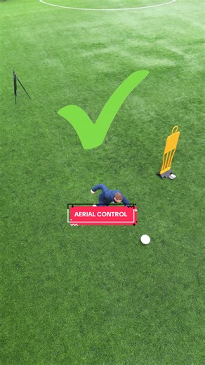 Master Aerial Control in Football: Tips and Techniques