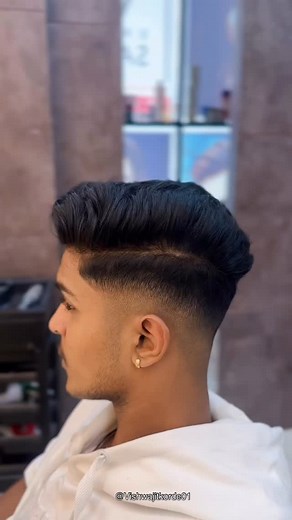 Hairport_by_Vishwajit✨🌈 on Instagram: "Trending Salon In Loni ✨ Address- Loni central, Near pink city, 1st Floor, Loni-Sangamner Road, LONI -413736 For any query and Book Appointment Call 📞 8669003624 #haircolor #hairtransformation #newhair #hairGoals #hairinspo #HairTrends #hairvibes #hairfashion #brasil #brunetteHair #redhair #pastelhair #RainbowHair #boldhair #vibranthair #hairmagic #livecolorfully #explore #explorepage #explorepage✨ #trending #instagram #instagood #instalike #viralvideos #