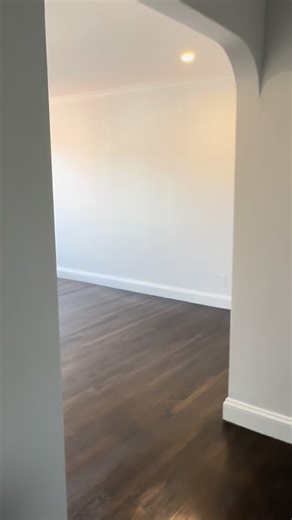 ✨ Full Remodel Transformation ✨ This apartment got a major upgrade! The bathroom tiles needed repair, the kitchen was fully remodeled, and the hardwood floors were sanded and refinished to bring them back to life. 🛠️🏡 #FullRemodel #ApartmentRenovation #KitchenRemodel #BathroomRemodel #HardwoodFloors #BeforeAndAfter #ConstructionLife #HomeUpgrade #RemodelDoneRight #ModernLiving | Maize Restoration and Remodeling