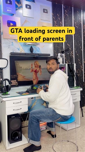 GTA loading screen in front of family #comedy #funny #reletable #shorts #shortsfeed