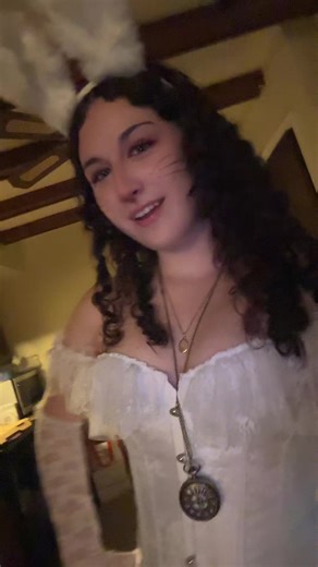 Alice in Wonderland Halloween Costume Ideas