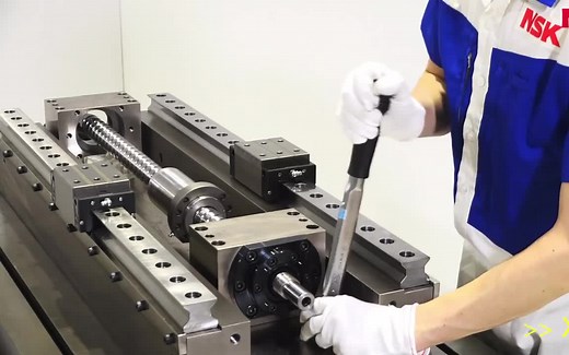 NSK直线导轨与滚珠丝杠安装与调试