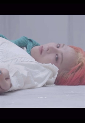 Why so cute!! 🫠🫠 #gd #gdragon #fyp