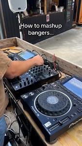 5.7K views · 765 reactions | How to do a DJ transition -> Nr. 207 Songs: Pump Up The Jam X Levels #learnoninstagram #howtodj #djing #djskills #pioneerdj #cyriloandesteban #djtransition #djtutorial #openformatdj | Cyrilo and Esteban | Facebook