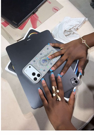 Unboxing the iPad Pro M5: Enhanced Business Tools