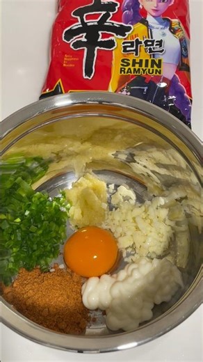 The K-POP Ramen Recipe Everyone Is Trying! #KPOPRamen #SpicyRamem #KoreanFood