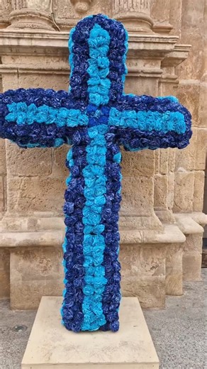 Procesión de Papel 2024. Los peques azules también triunfan en el desfile más entrañable 💙. #PasoAzul #ProcesióndePapel #DíadelaCruz | Paso Azul Lorca