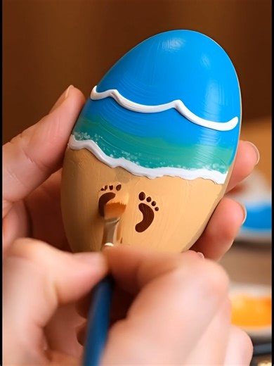 DIY beach-themed rock painting / Artistic Rock Painting / Summer on a Stone #craft #crafts #diycrafts #decoracion #homedecor #decor #craftideas #crafting Easter Rock Decorating: Creating
