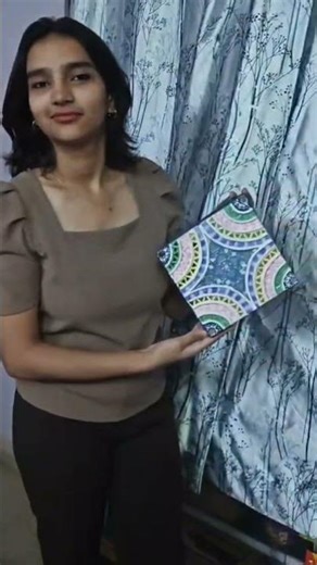 #lippanart Lippan art on square 🟦🌈✨