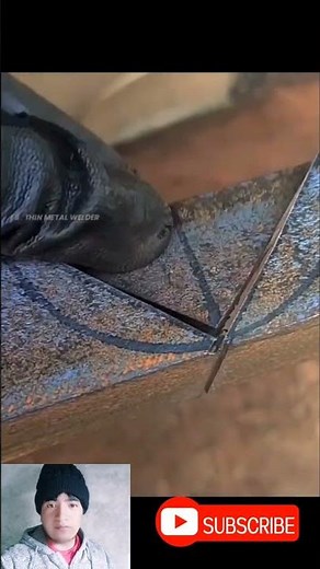 This is how you can make an angled cut to bend at 90 degrees using this technique.