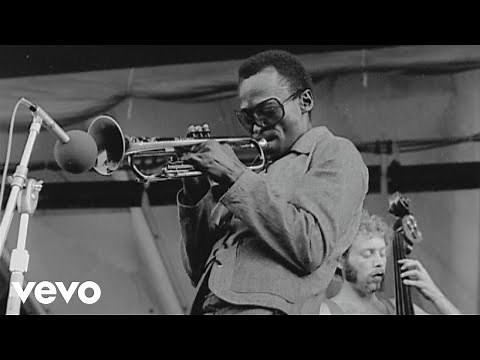 Miles Davis - Bitches Brew (from The Miles Davis Story)
