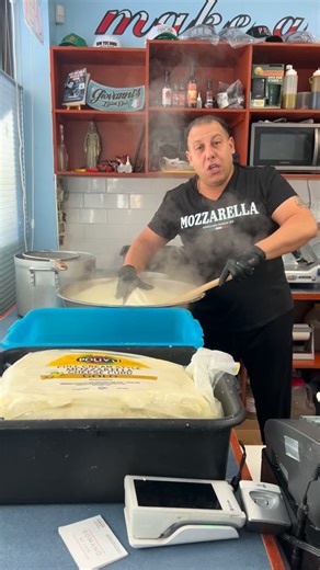 Giovanni Paolo Difuccia on Instagram: "Fresh Mozzarella Everyday! If it don’t bleed milk it ain’t fresh send it back 😁🤌🏻 @giovannis.italian.deli #reels #instagood #love #food #mozzarella"