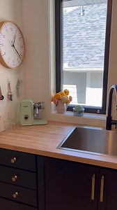 4.6K views · 26 reactions | Under the sink, but above the clutter all with Command™ Products 朗 *Products Featured: Command™ Large Organizing Caddy, Command™ Utility Hook, Command™ Clear Small Wire Hooks, Command™ Medium Wire Hooks #Command #OrganizingHacks #Organize @scotchbrite | Command | Facebook