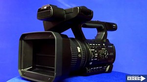 Nuova Sony PXW-Z150 Pronto a riprendere qualsiasi tipo di scenario, il Camcorder portatile professionale PXW-Z150 di Sony offre una straordinaria qualità dell'immagine 4K, slow motion Full HD HFR a 120 fps e impostazioni di rete avanzate integrate per lo streaming live e il workflow wireless. Info: https://goo.gl/Ujli4J | Adcom