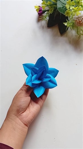 Easy and simple flower making idea #flowers #diy #craft #youtubeshorts