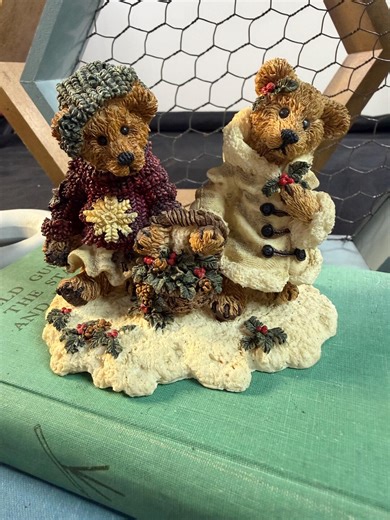 Boyds Bear and Friends Edmond & Bailey “gathering Holly” Figurine | Bearstone Collection | 1994 Style #2240 - Etsy
