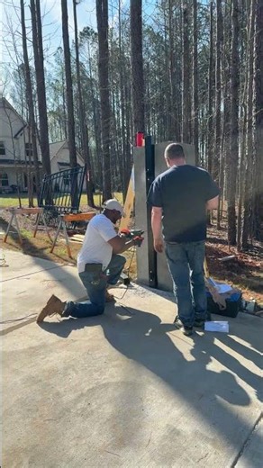 Watch This Gate Installation Technique #shorts #shortsvideo #drivewaygate #construction